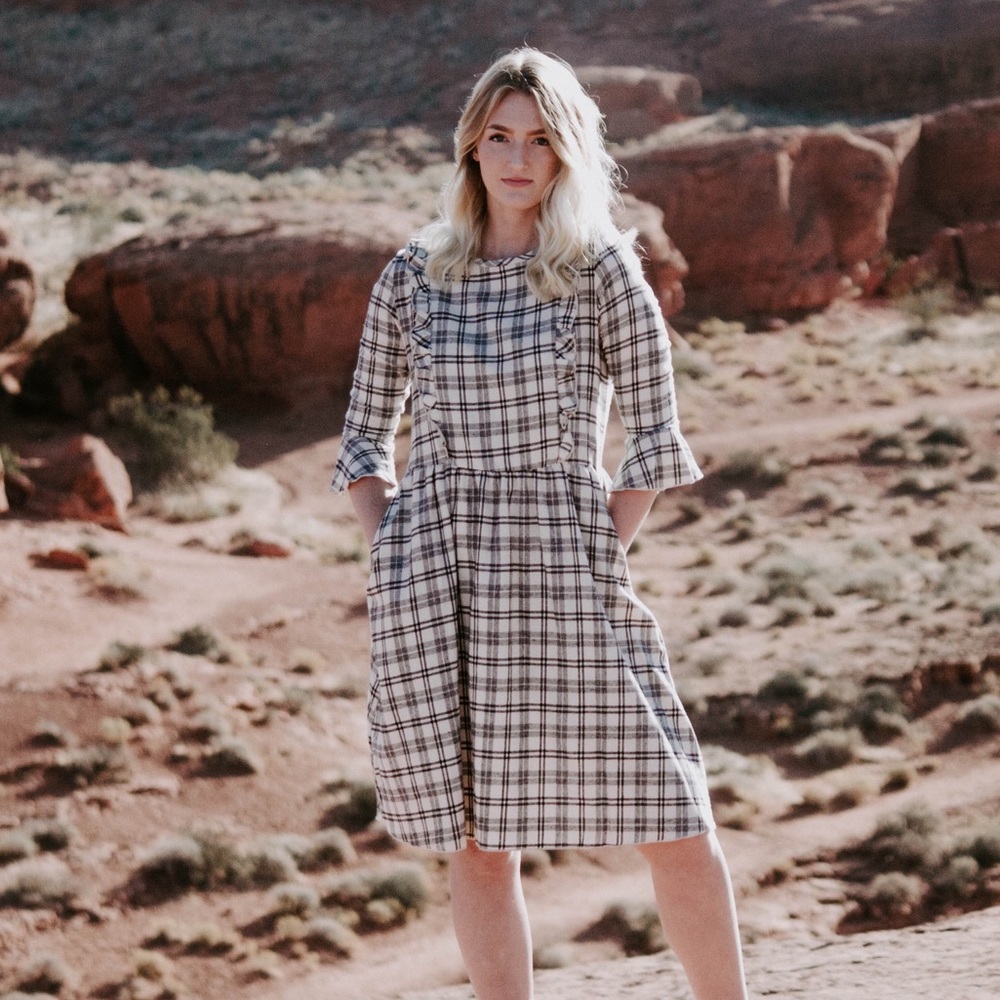 Checkered Flutter-Sleeve Dress with Pockets